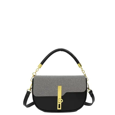 TREND SMALL SQUARE BAG